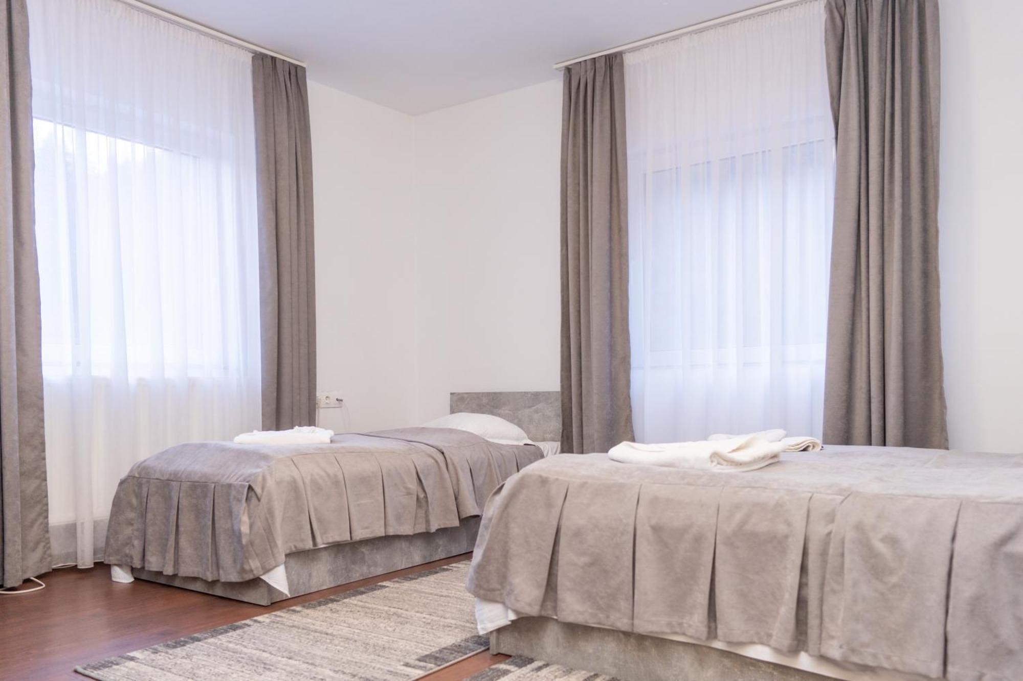 Vila Bradul لاكو روسو المظهر الخارجي الصورة